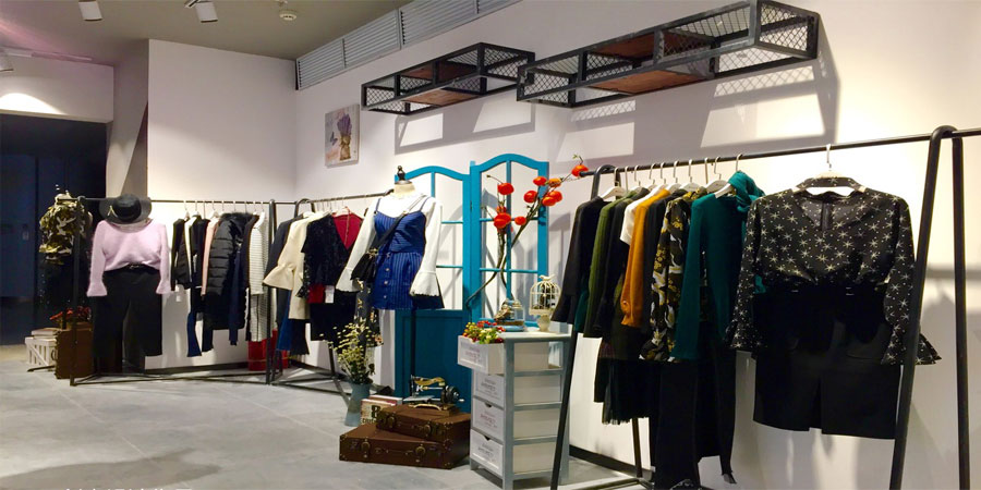 南京市江寧區半雪印象服裝店